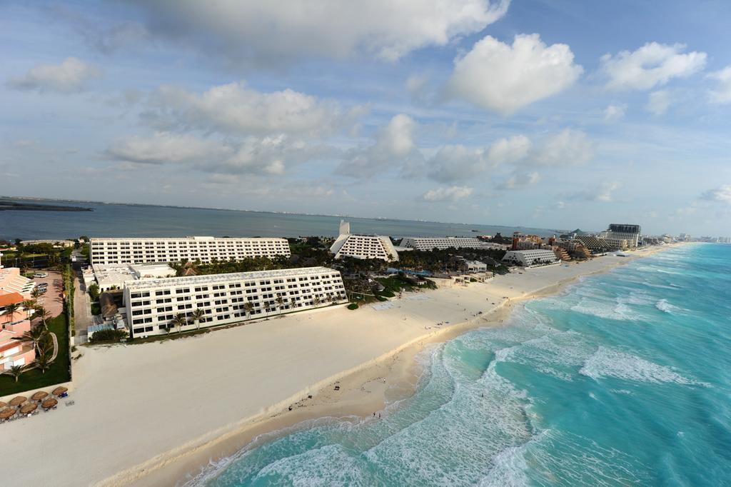 Oasis Cancun Lite Exterior photo